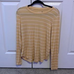 yellow stripped top